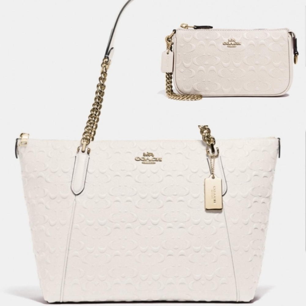 SOLD DO NOT ACCEPT💯 authentic coach bag and